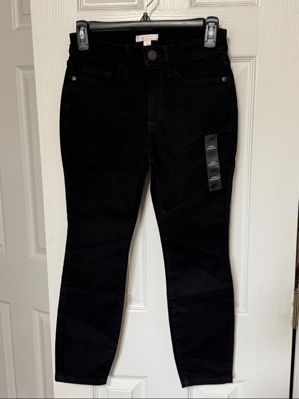 LC Lauren Conrad Black Petite Skinny Jeans (2P Short)